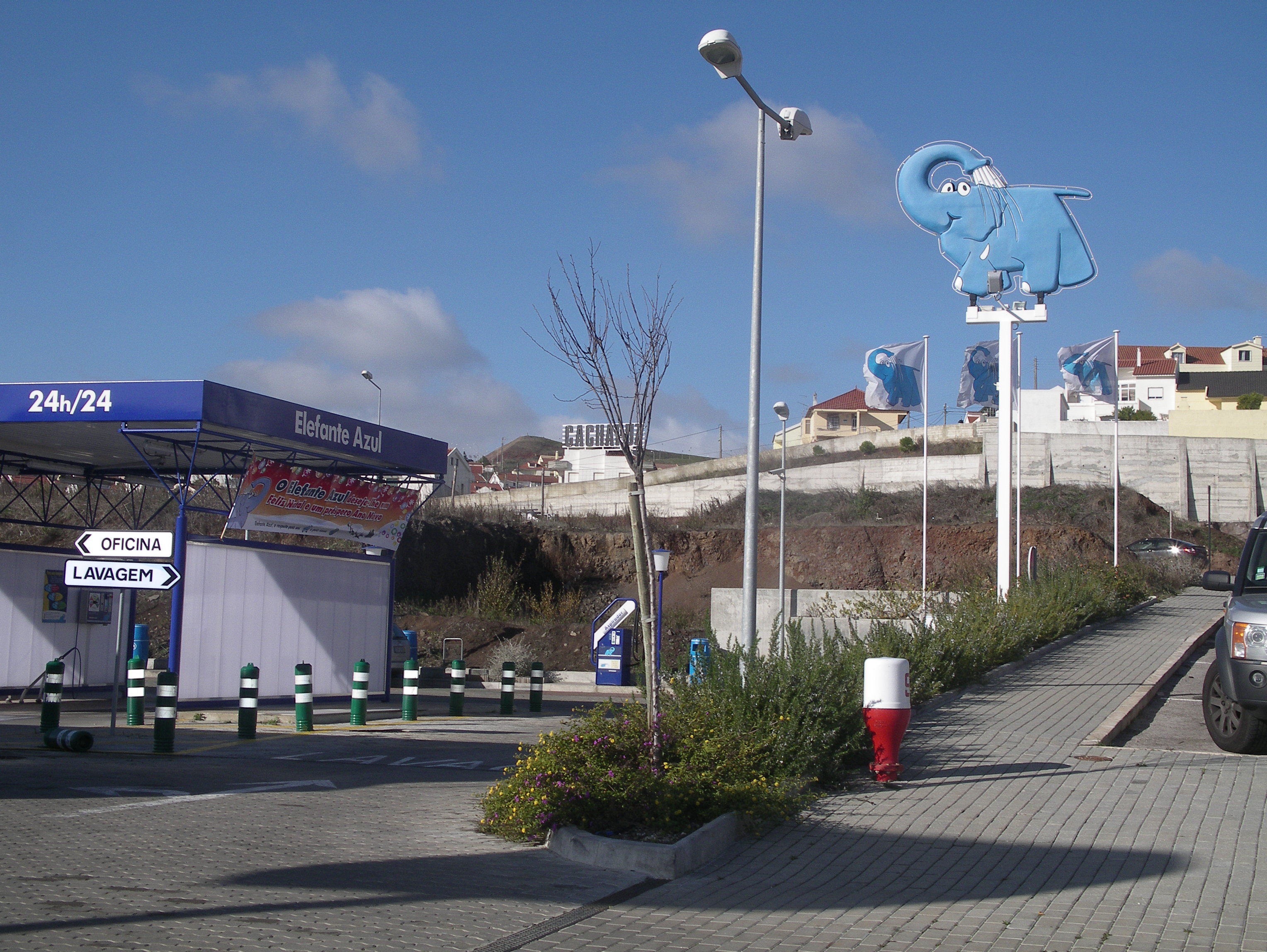 CAR WASH FACILITY