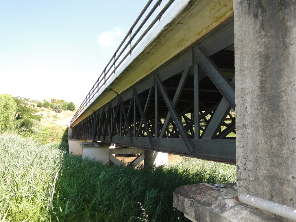 BRIDGE OVER SÍTIMOS RIVER